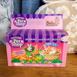 Vintage Kenner LPS Littlest Pet Shop Mommy & Baby Bunnies Sealed in plastic HTF